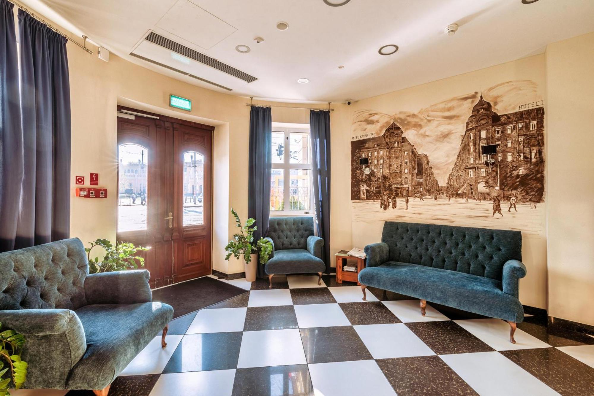 Piast Centrum Hotel 2*