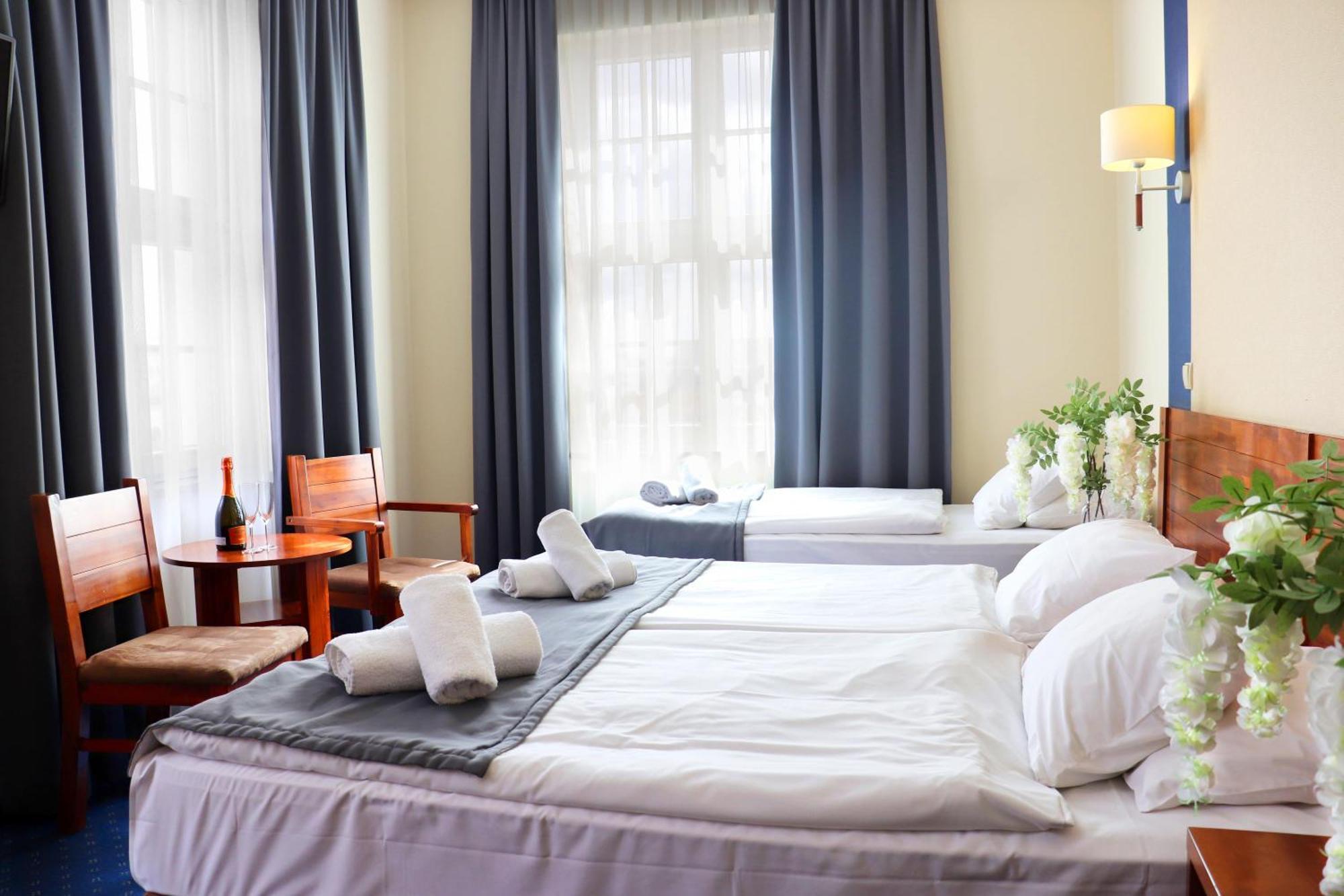 Hotel Piast Centrum 2*