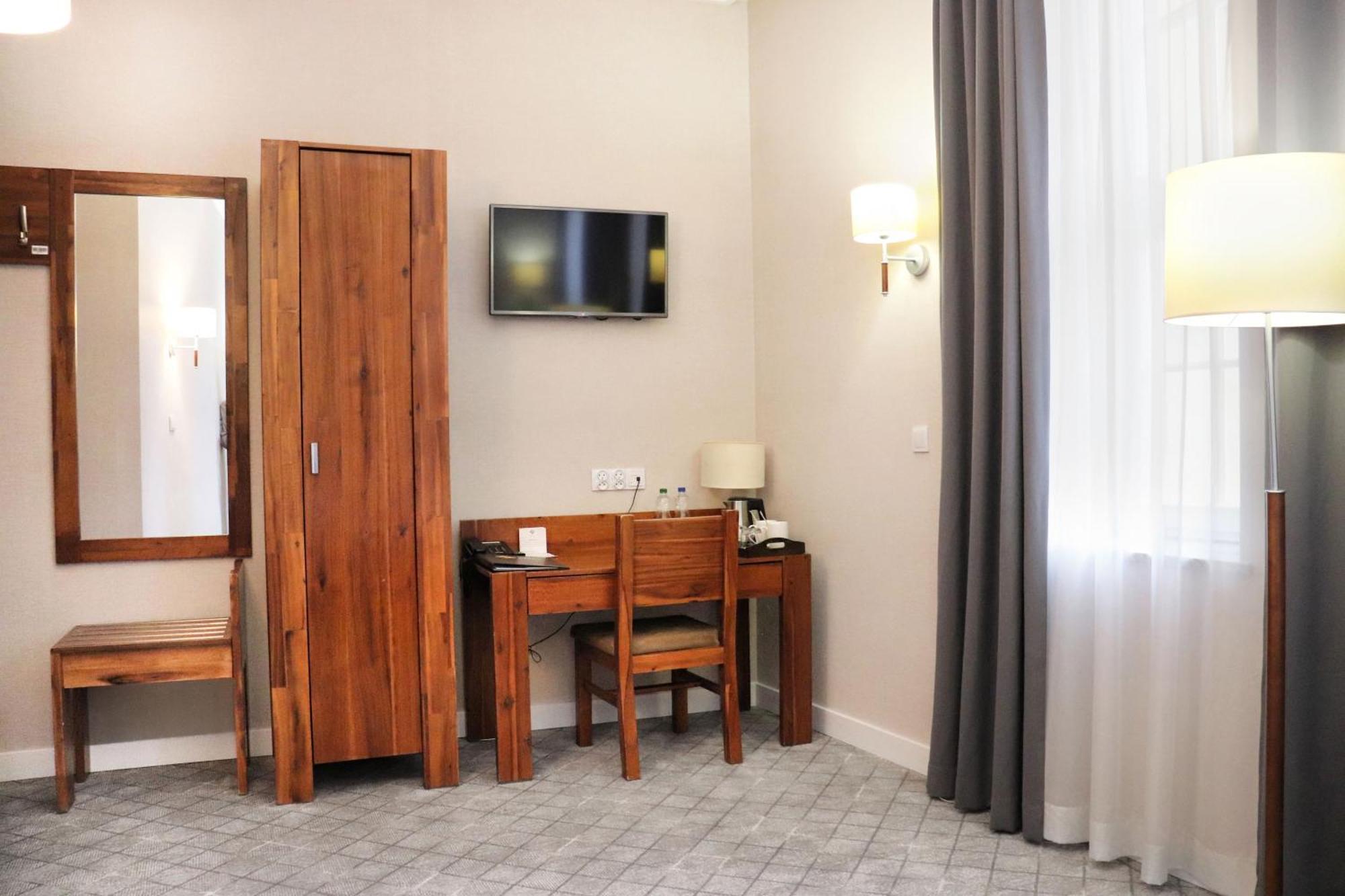 Hotel Piast Centrum 2*